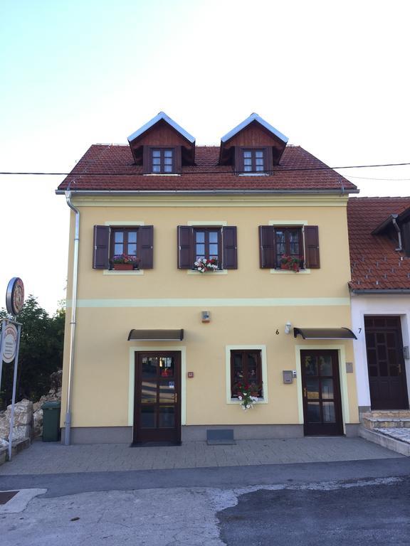 Apartments Petra Slunj Buitenkant foto